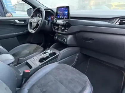 Photo 10 Ford Kuga  2.5 Duratec 190 ch FHEV E85 ST-Line X BVA