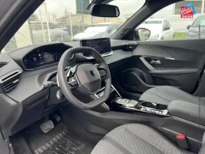 Photo 14 Peugeot 2008  1.2 PureTech 130ch S&S Allure EAT8