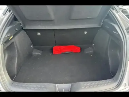 Photo 8 Toyota C-HR  122h Edition 2WD E-CVT MY22