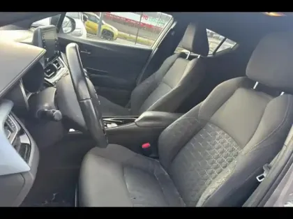 Photo 9 Toyota C-HR  122h Edition 2WD E-CVT MY22