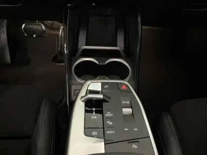 Photo 10 BMW X1  ieDrive20 204ch M Sport