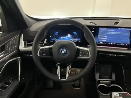 Photo 8 BMW X1  ieDrive20 204ch M Sport