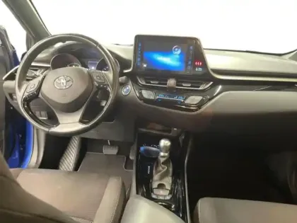 Photo 12 Toyota C-HR  122h Edition 2WD E-CVT