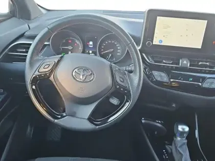 Photo 10 Toyota C-HR  184h GR-Sport 2WD E-CVT MY22