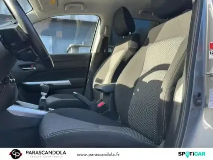 Photo 8 Suzuki Vitara  1.4 Boosterjet Hybrid 129ch Privilège