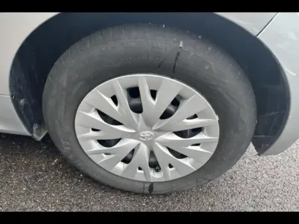 Photo 12 Toyota Yaris  120 VVT-i Dynamic Business RAC2024  MC24