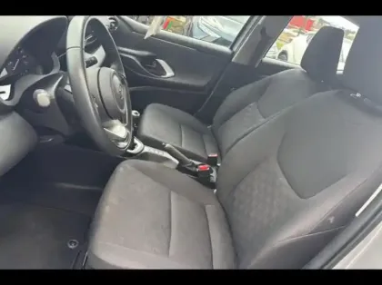 Photo 9 Toyota Yaris  120 VVT-i Dynamic Business RAC2024  MC24