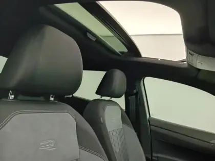 Photo 8 Volkswagen Taigo  1.0 TSI 116ch R-Line Edition DSG7