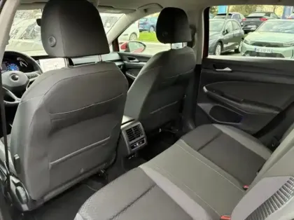 Photo 6 Volkswagen Golf  1.0 TSI OPF 110ch Active