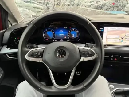 Photo 13 Volkswagen Golf  1.0 TSI OPF 110ch Active