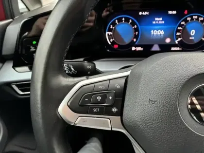 Photo 14 Volkswagen Golf  1.0 TSI OPF 110ch Active