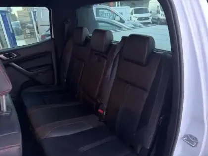 Photo 8 Ford Ranger  2.0 TDCi 213ch Double Cabine Stormtrak BVA10