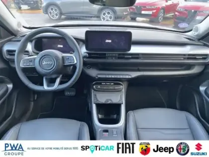 Photo 7 Jeep Avenger  1.2 Turbo T3 100ch MHEV Summit BVR6 eHybrid