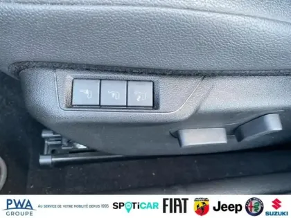 Photo 12 Jeep Avenger  1.2 Turbo T3 100ch MHEV Summit BVR6 eHybrid