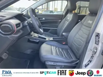 Photo 8 Jeep Avenger  1.2 Turbo T3 100ch MHEV Summit BVR6 eHybrid