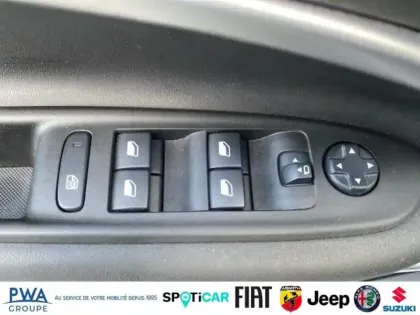 Photo 11 Jeep Avenger  1.2 Turbo T3 100ch MHEV Summit BVR6 eHybrid