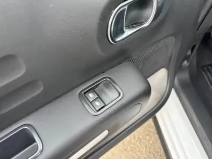 Photo 11 Citroën C3  1.2 PureTech 83ch S&S C-Series 123g