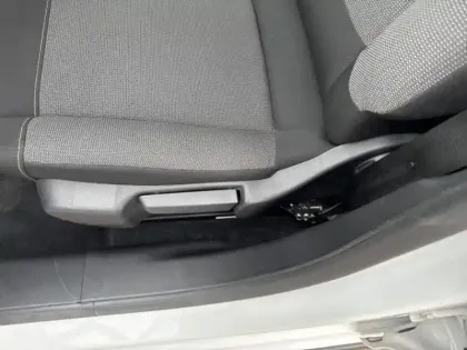 Photo 12 Citroën C3  1.2 PureTech 83ch S&S C-Series 123g