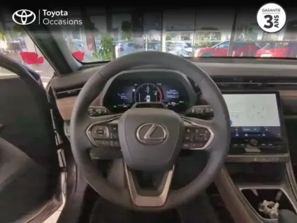 Photo 8 Lexus Lbx  1.5 136ch Elegant 2WD Pack Tech