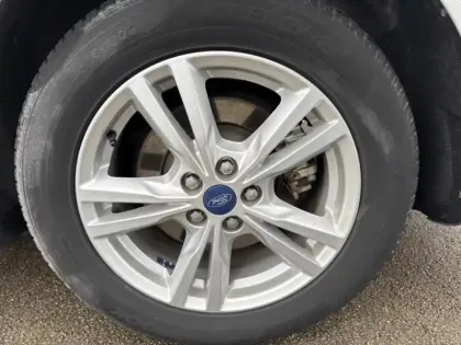 Photo 8 Ford Galaxy  2.5 Duratec 190 ch Hybrid Titanium Business eCVT