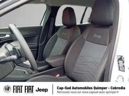 Photo 6 Jeep Avenger  1.2 Turbo T3 110ch MHEV Altitude BVR6 eHybrid