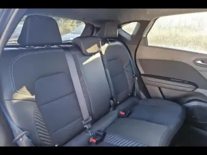 Photo 10 Renault Captur  1.6 E-Tech full hybrid 145ch esprit Alpine