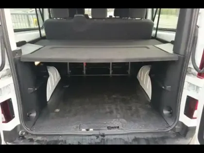 Photo 11 Renault Trafic  Combi L2 2.0 Blue dCi 150ch S&S Zen 8 places