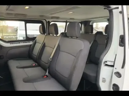 Photo 10 Renault Trafic  Combi L2 2.0 Blue dCi 150ch S&S Zen 8 places