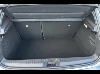 Photo 9 Renault Clio  1.6 E-Tech 145ch full hybrid Techno - 24