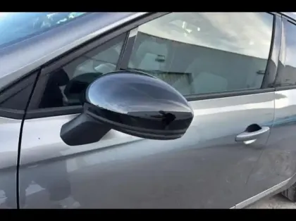 Photo 11 Renault Clio  1.6 E-Tech 145ch full hybrid Techno - 24