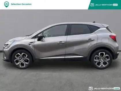 Photo 15 Renault Captur  1.6 E-Tech hybride rechargeable 160ch Techno