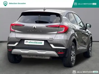 Photo 14 Renault Captur  1.6 E-Tech hybride rechargeable 160ch Techno