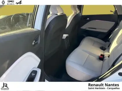 Photo 13 Renault Captur  1.6 E-Tech hybride Initiale Paris -21