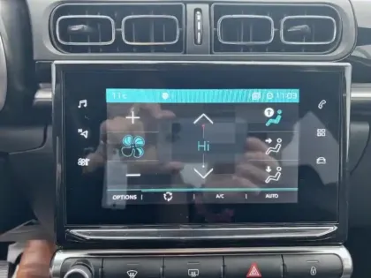 Photo 13 Citroën C3  1.2 PureTech 83ch S&S Shine Pack 123g