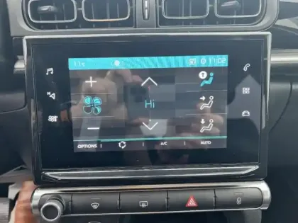 Photo 11 Citroën C3  1.2 PureTech 83ch S&S Shine Pack 123g