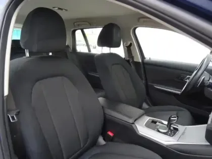 Photo 8 BMW Serie 3 Série 3 Touring 320eA xDrive 204ch Lounge