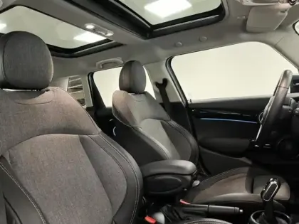 Photo 15 Mini Mini  5 Portes Cooper 136ch Edition Premium Plus BVA7