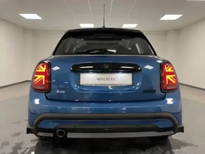 Photo 4 Mini Mini  5 Portes Cooper 136ch Edition Premium Plus BVA7