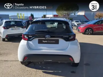 Photo 3 Toyota Yaris  116h Dynamic 5p MY22