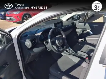 Photo 10 Toyota Yaris  116h Dynamic 5p MY22