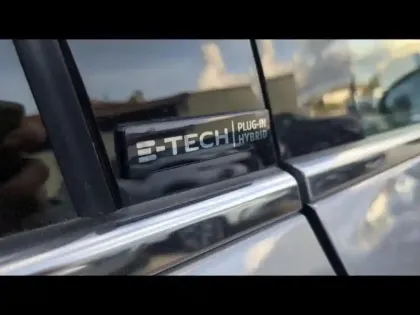 Photo 7 Renault Captur  1.6 E-Tech Plug-in 160ch Intens