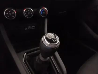 Photo 11 Renault Clio  1.0 TCe 90ch Equilibre