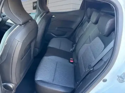 Photo 9 Renault Clio  1.6 E-Tech 145ch full hybrid Evolution