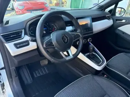 Photo 13 Renault Clio  1.6 E-Tech 145ch full hybrid Evolution