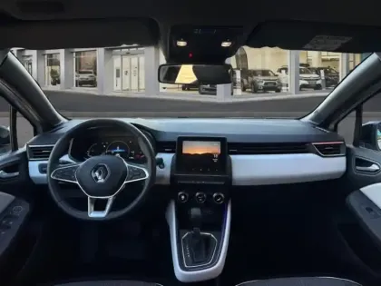 Photo 7 Renault Clio  1.6 E-Tech 145ch full hybrid Evolution