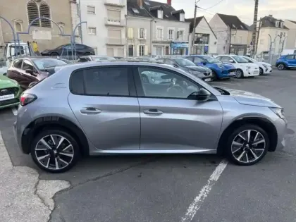 Photo 3 Peugeot 208  1.2 PureTech 100ch S&S GT Line