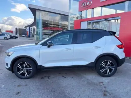 Photo 7 Volvo Xc40  D3 AdBlue 150ch R-Design Geartronic 8