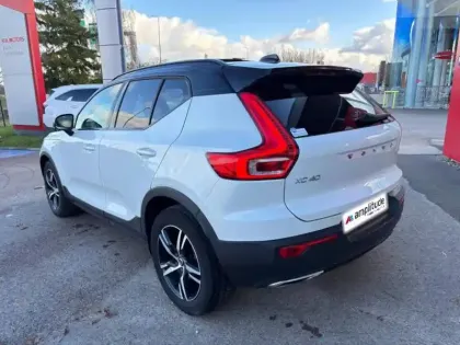 Photo 6 Volvo Xc40  D3 AdBlue 150ch R-Design Geartronic 8