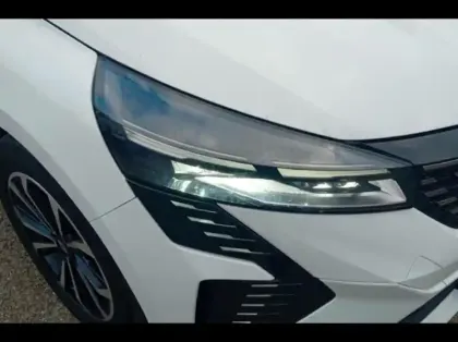 Photo 14 Renault Clio  1.6 E-Tech 145ch full hybrid Techno - 24