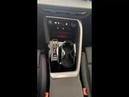 Photo 8 Audi Q5  2.0 e-hybrid 299ch S line quattro S tronic 7